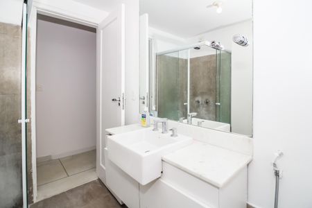 Apartamento para alugar com 95m², 3 quartos e 2 vagas Apartamento para alugar com 95m², 3 quartos e 2 vagasBanheiro
