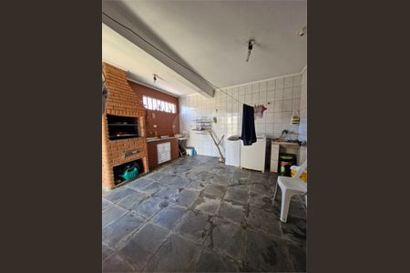 Casa à venda com 3 quartos, 130m² em Jardim das Imbuias, São Paulo