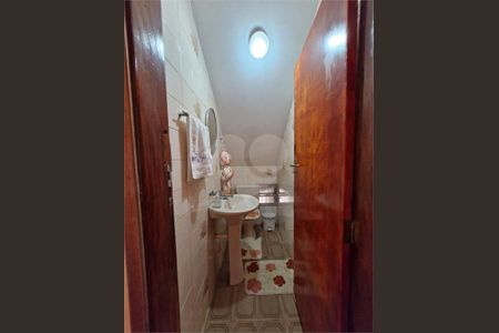 Casa à venda com 3 quartos, 130m² em Jardim das Imbuias, São Paulo