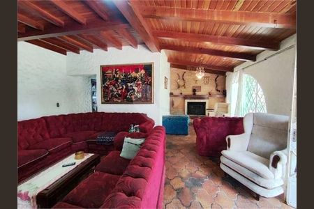 Casa à venda com 3 quartos, 317m² em Interlagos, São Paulo