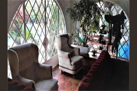 Casa à venda com 3 quartos, 317m² em Interlagos, São Paulo