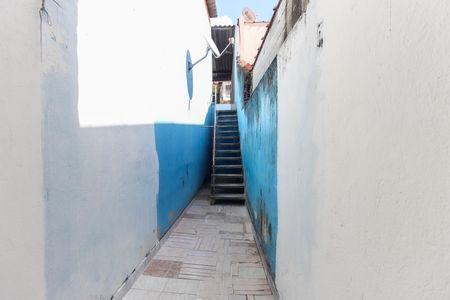 Casa para alugar com 60m², 1 quarto e 1 vagaCorredor Externo