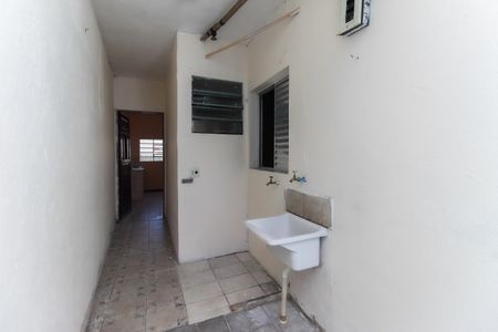 Casa para alugar com 60m², 1 quarto e 1 vagaÁrea de Serviço