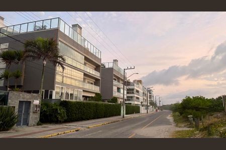 Apartamento para alugar com 80m², 2 quartos e 2 vagasFachada 