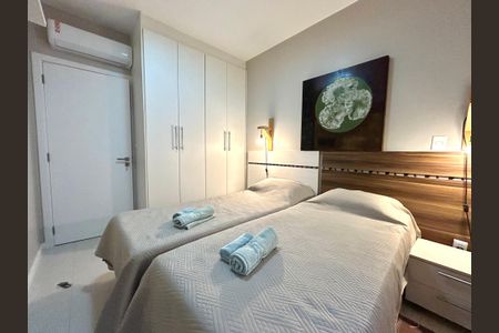 Apartamento para alugar com 80m², 2 quartos e 2 vagasQuarto