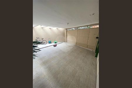 Casa à venda com 3 quartos, 130m² em Jardim Maraba(Zona Sul), São Paulo