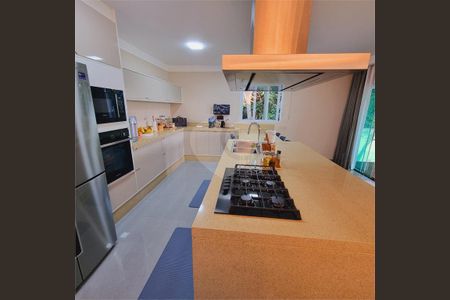 Casa à venda com 3 quartos, 450m² em Interlagos, São Paulo