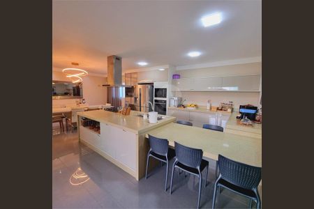 Casa à venda com 3 quartos, 450m² em Interlagos, São Paulo