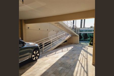Casa à venda com 3 quartos, 450m² em Interlagos, São Paulo