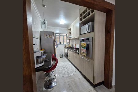 Casa à venda com 4 quartos, 100m² em Jardim Guanhembu, São Paulo