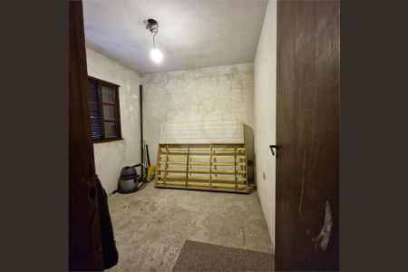 Casa à venda com 4 quartos, 100m² em Jardim Guanhembu, São Paulo