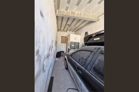 Casa à venda com 100m², 1 quarto e 2 vagas