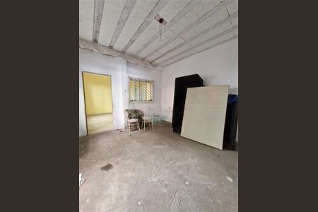 Casa à venda com 1 quarto, 100m² em Jardim Guanhembu, São Paulo