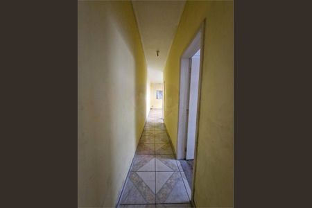 Casa à venda com 100m², 1 quarto e 2 vagas
