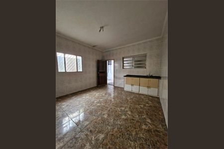 Casa à venda com 1 quarto, 100m² em Jardim Guanhembu, São Paulo