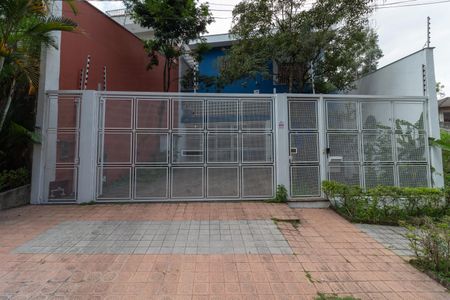 Casa à venda com 420m², 4 quartos e 5 vagasFachada