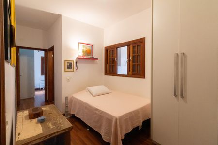 Casa à venda com 420m², 4 quartos e 5 vagasQuarto 1 - Suíte - Closet