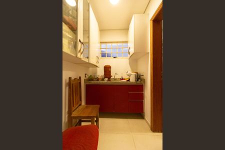 Casa à venda com 420m², 4 quartos e 5 vagasCopa