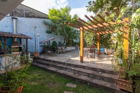 Casa à venda com 420m², 4 quartos e 5 vagasÁrea de lazer