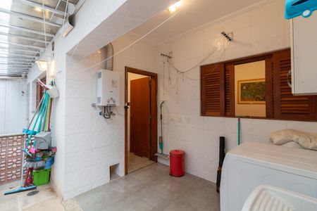 Casa à venda com 420m², 4 quartos e 5 vagasÁrea de Serviço