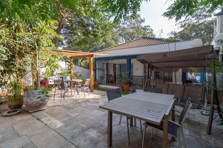 Casa à venda com 420m², 4 quartos e 5 vagasÁrea de lazer