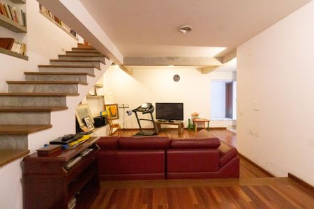 Sala de tv de casa à venda com 4 quartos, 420m² em Parque dos Principes, São Paulo