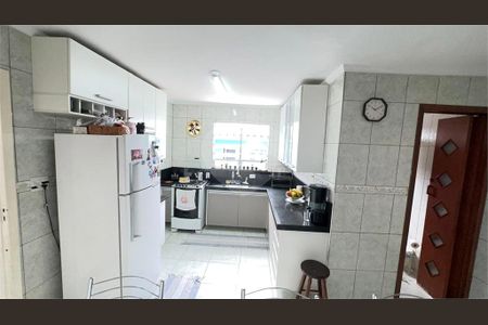Casa à venda com 3 quartos, 100m² em Jardim Presidente, São Paulo