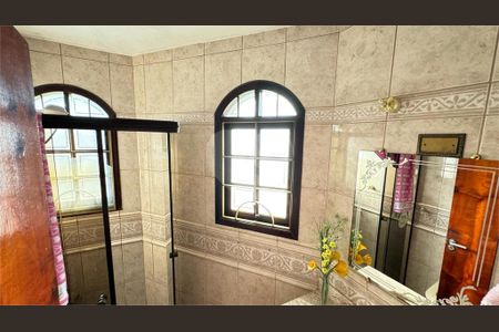 Casa à venda com 3 quartos, 137m² em Vila Campo Grande, São Paulo