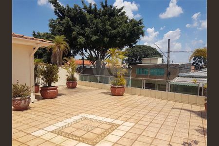 Casa à venda com 3 quartos, 141m² em Vila do Castelo, São Paulo