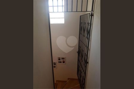 Casa à venda com 3 quartos, 141m² em Vila do Castelo, São Paulo