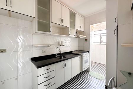 Apartamento à venda com 69m², 2 quartos e 2 vagasCozinha