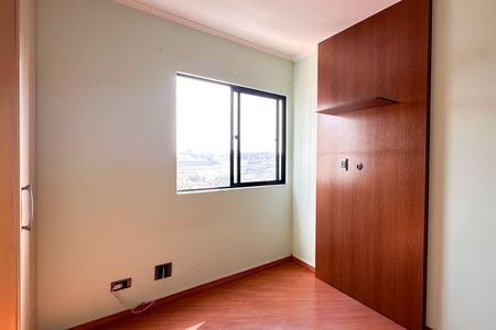 Apartamento à venda com 69m², 2 quartos e 2 vagasQuarto 2
