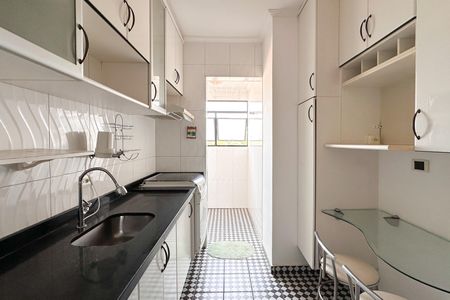 Apartamento à venda com 69m², 2 quartos e 2 vagasCozinha