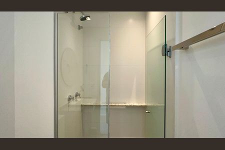 Apartamento para alugar com 50m², 1 quarto e 1 vaga Apartamento para alugar com 50m², 1 quarto e 1 vagaBanheiro