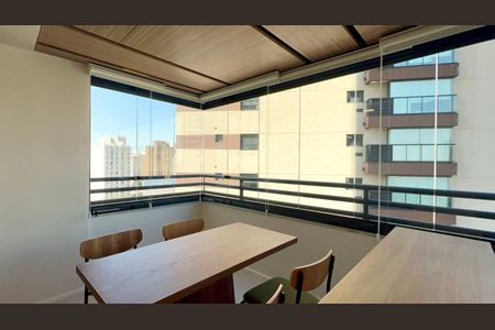 Apartamento para alugar com 50m², 1 quarto e 1 vaga Apartamento para alugar com 50m², 1 quarto e 1 vagaVaranda
