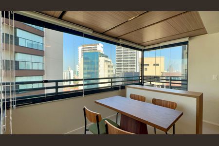 Varanda de apartamento para alugar com 1 quarto, 50m² em Pinheiros, São Paulo