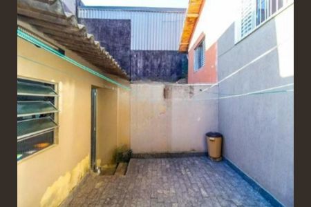 Casa à venda com 4 quartos, 110m² em Vila Tolstoi, São Paulo