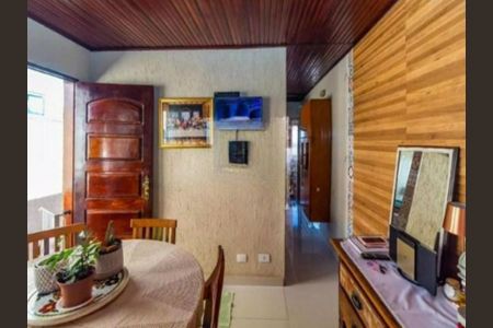 Casa à venda com 4 quartos, 110m² em Vila Tolstoi, São Paulo