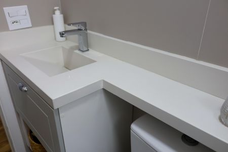 Apartamento à venda com 48m², 2 quartos e 1 vaga Apartamento à venda com 48m², 2 quartos e 1 vagaBanheiro
