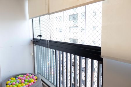 Apartamento à venda com 48m², 2 quartos e 1 vaga Apartamento à venda com 48m², 2 quartos e 1 vagaSacada