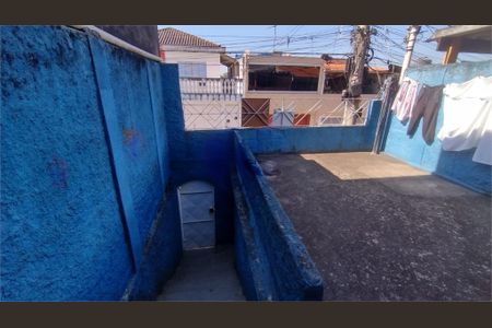 Casa à venda com 1 quarto, 60m² em Jardim Guanhembu, São Paulo