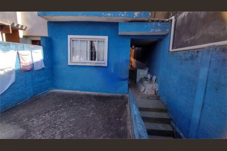 Casa à venda com 1 quarto, 60m² em Jardim Guanhembu, São Paulo