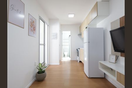 Sala de apartamento para alugar com 2 quartos, 35m² em Jardim Monte Kemel, São Paulo