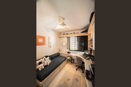 Apartamento à venda com 115m², 4 quartos e 3 vagasQuarto 1
