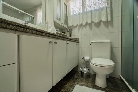 Apartamento à venda com 115m², 4 quartos e 3 vagasBanheiro da Suíte