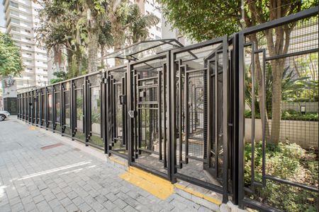 Apartamento à venda com 115m², 4 quartos e 3 vagasFrente