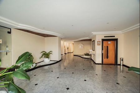Apartamento à venda com 115m², 4 quartos e 3 vagasHall social