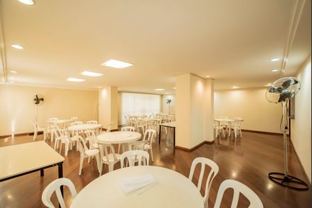 Apartamento à venda com 115m², 4 quartos e 3 vagasÁrea comum - Salão de festas