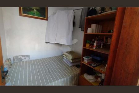 Casa à venda com 1 quarto, 170m² em Jardim Castro Alves, São Paulo
