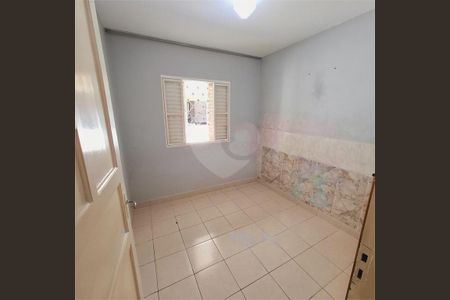 Casa à venda com 2 quartos, 159m² em Jardim Regis, São Paulo